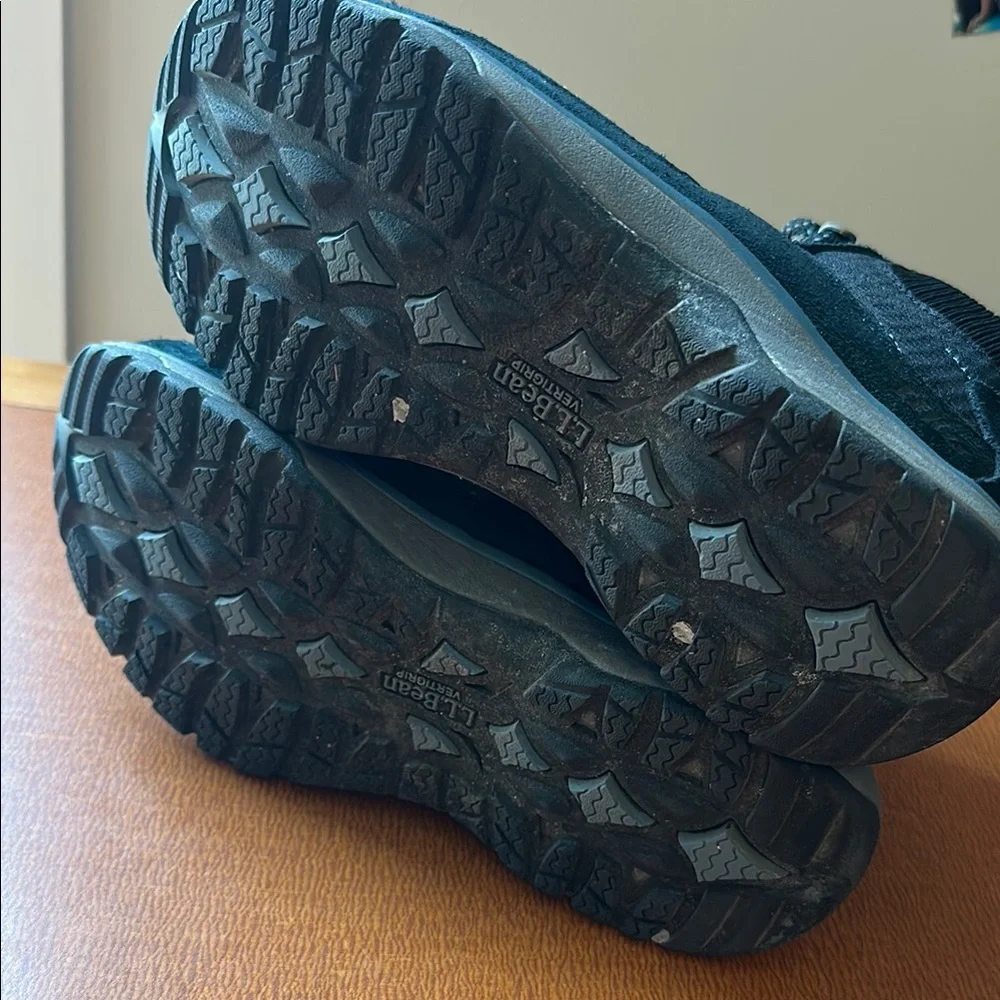 L.L. Bean Blue and Gray Boots Waterproof Durable Design